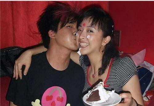 黄小蕾承认追过大张伟 为了大张伟闪婚老公刘磊个人资料背景