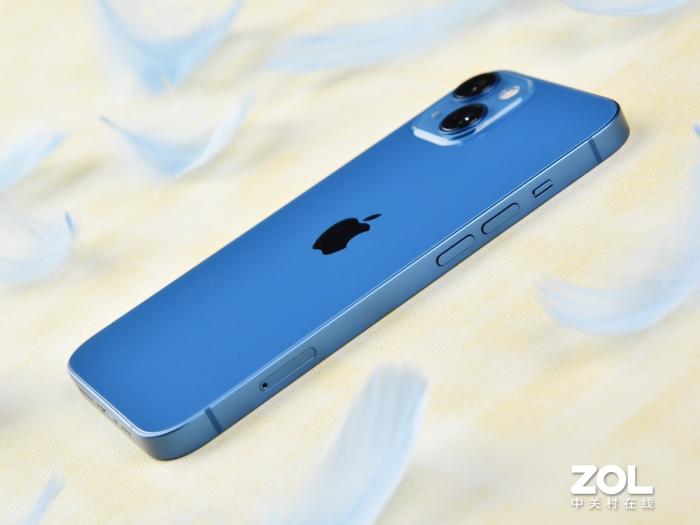 iPhone 13图赏：缺了高刷，芯片阉割，十三依然香？