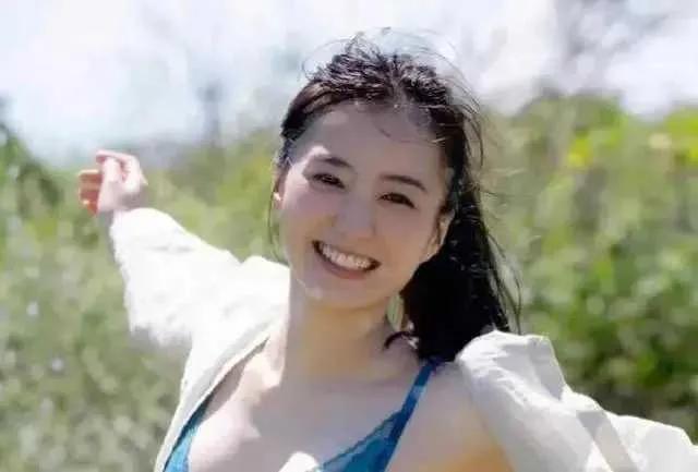 什么是笑魇如花？20位美女的笑脸就是答案