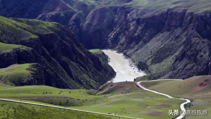 新疆伊犁十大景区是哪些？自驾游玩如何安排行程？